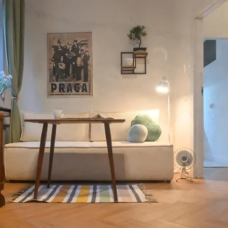 Apartment Paryska Warschau